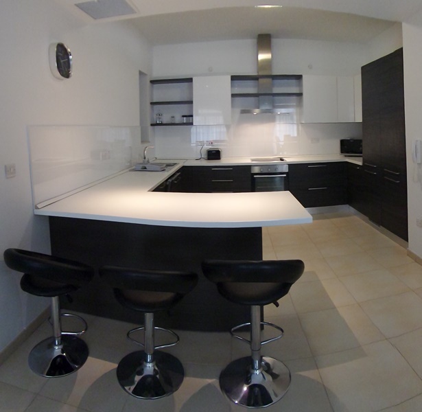 Sliema-apartment-to-let-furnished-apartment-oyster-christies