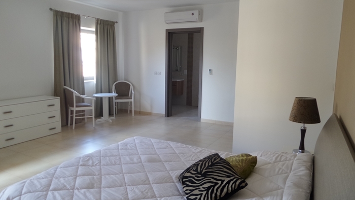 Sliema-apartment-to-let-maltese-weather-oyster-christies
