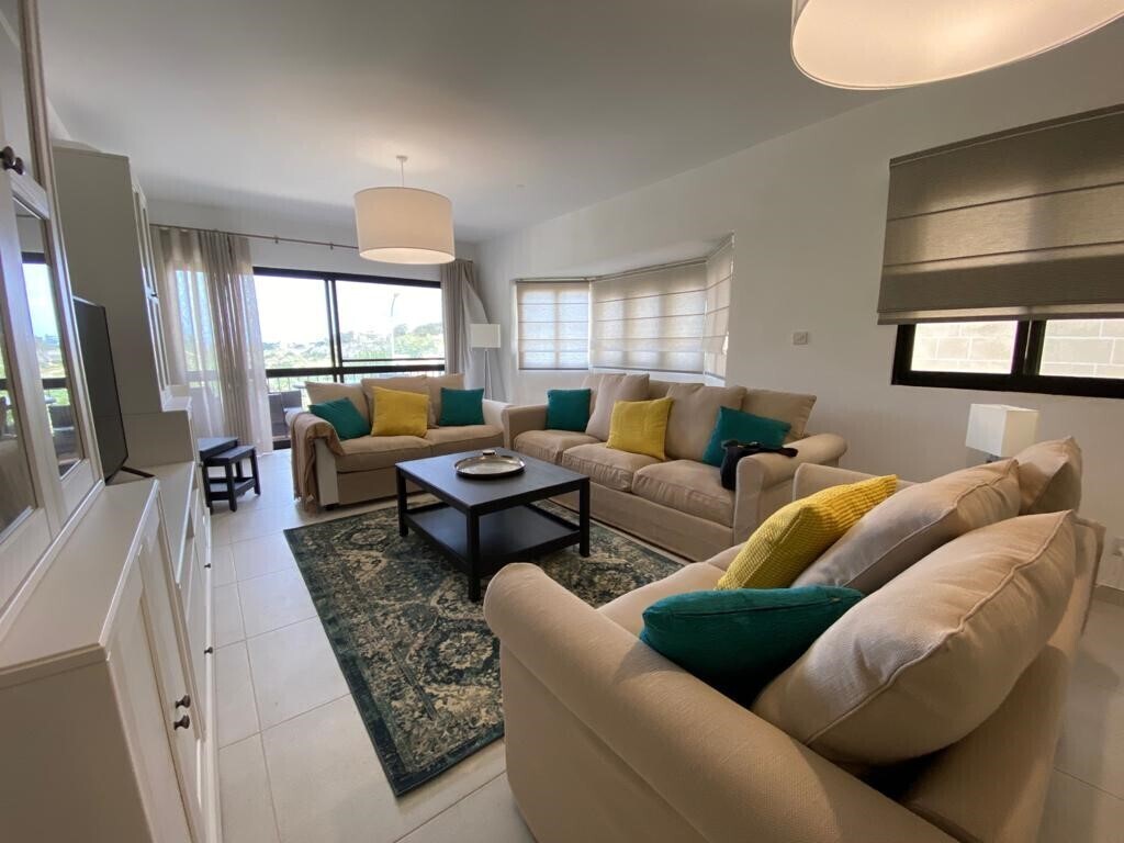 Madliena-apartment-to-rent-Oyster-Christies