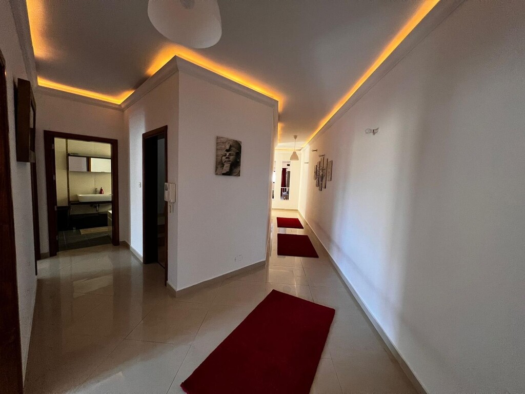 Naxxar, Furnished Elevated Maisonette's Image 3