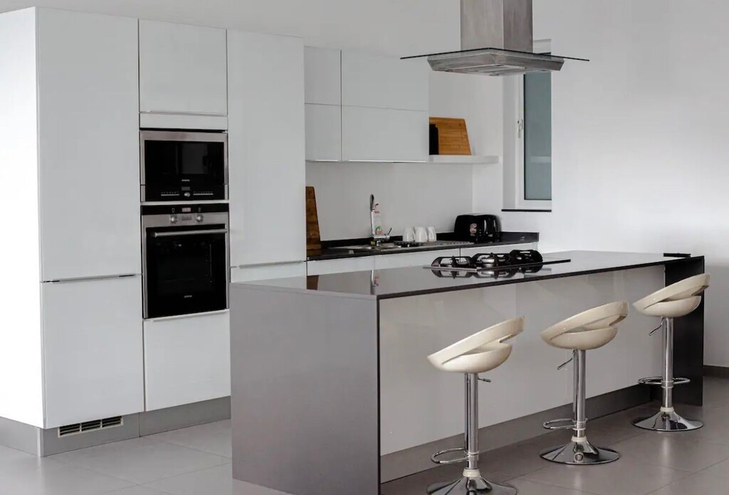 St Julian's Seafront Apartment's Image 3