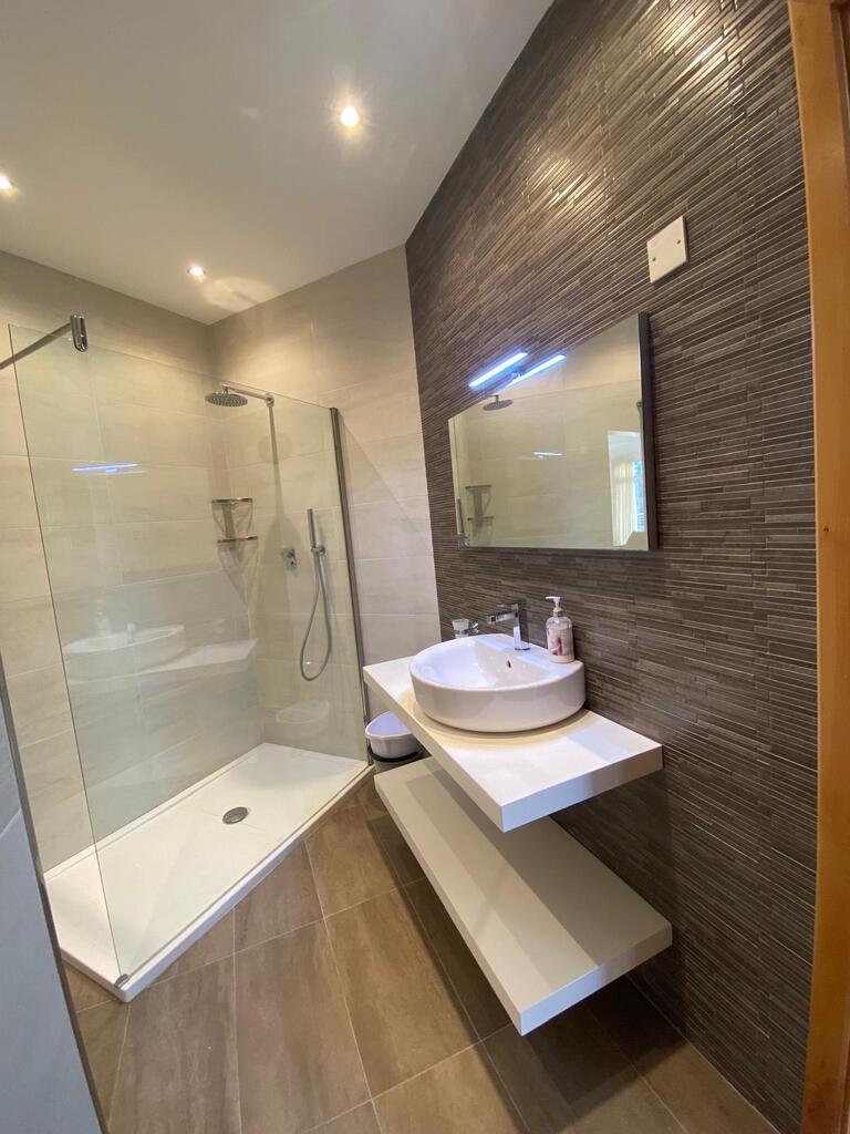 Swieqi Furnished Apartment's Image 8