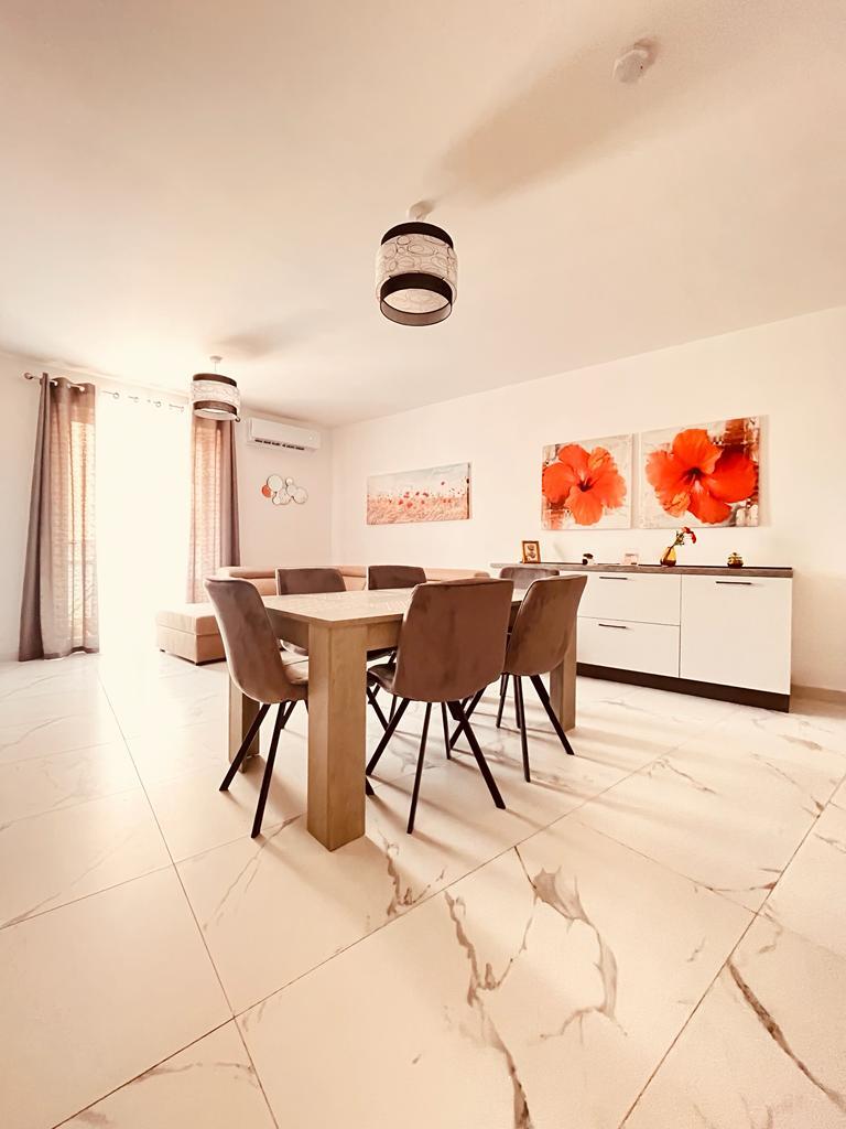 Sliema-three-bedroom-apartment-to-let-Christies