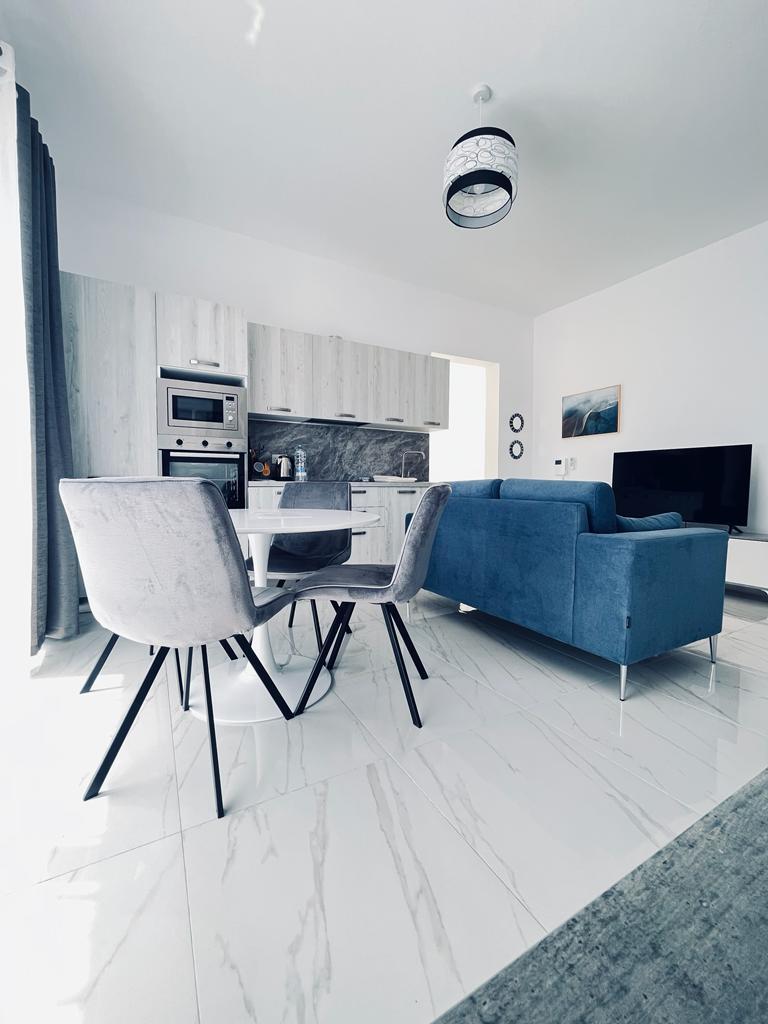Sliema-2bedroom-apartment-for-rent-Christies