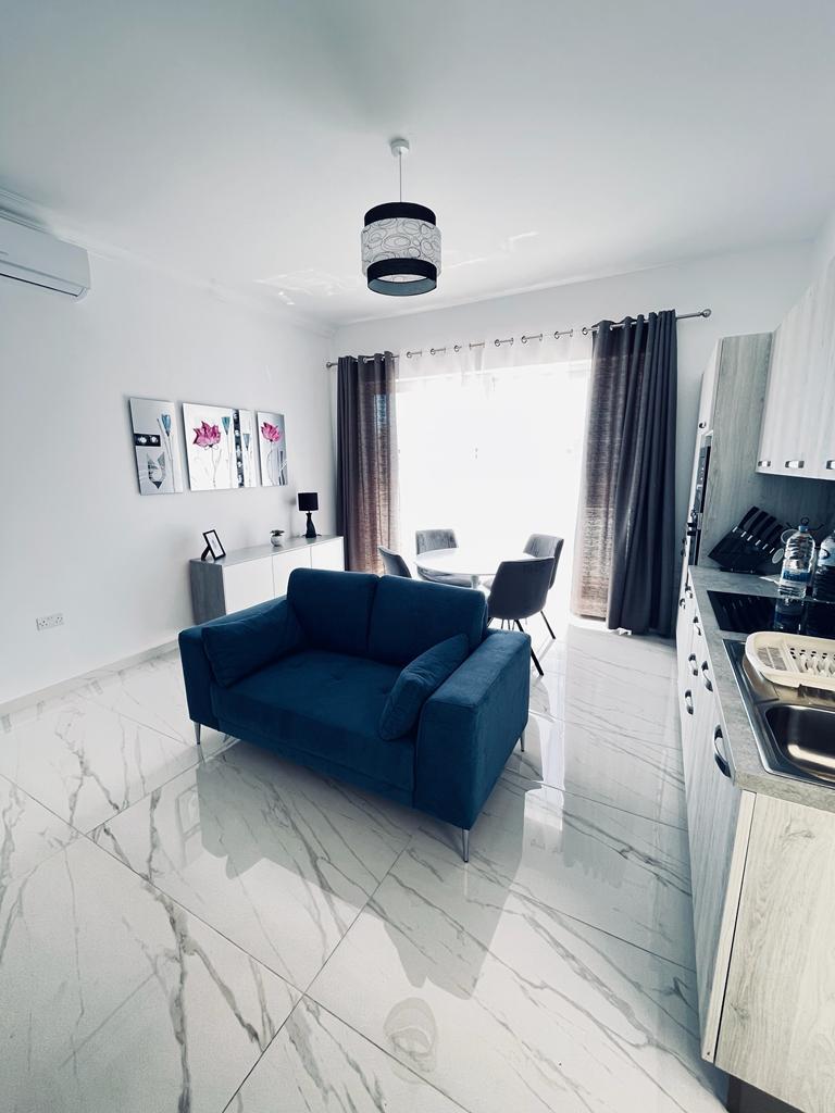 Sliema-2bedroom-apartment-to-let-Christies