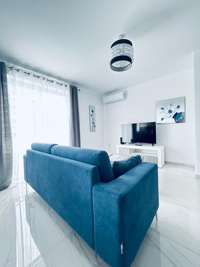 Sliema-bright-apartment-to-let-Christies