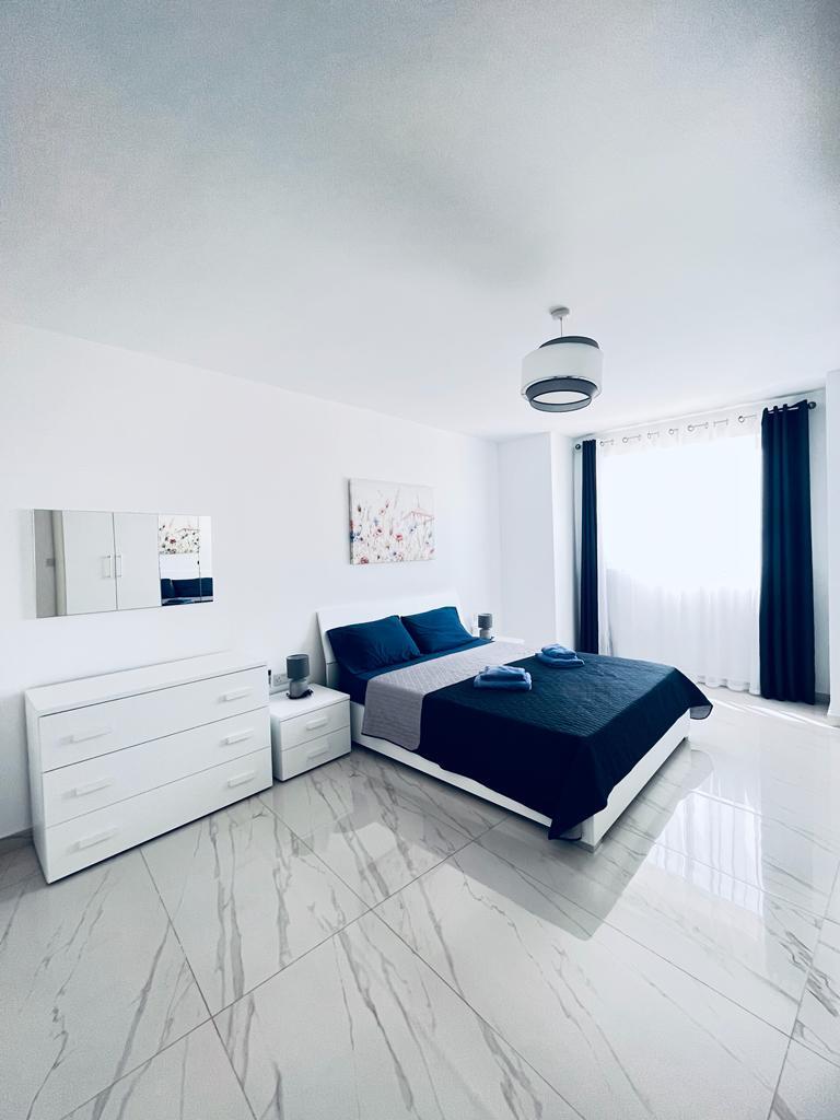 Sliema Furnished Apartment's Image 8