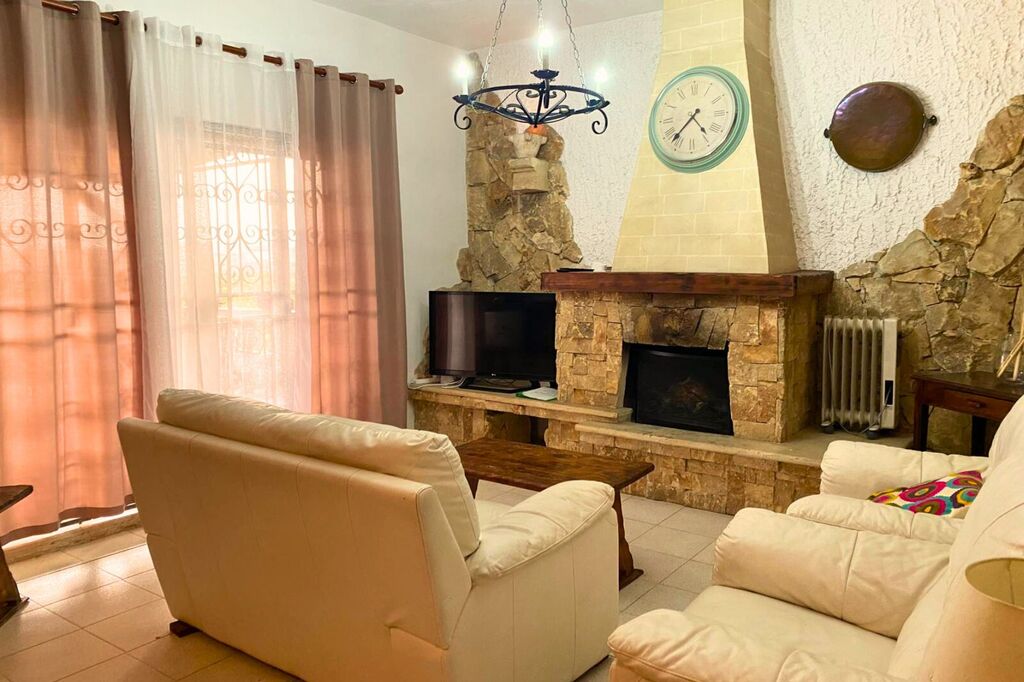 Kappara-4-bedroom-Duplex-Maisonette-To-Let-Christies