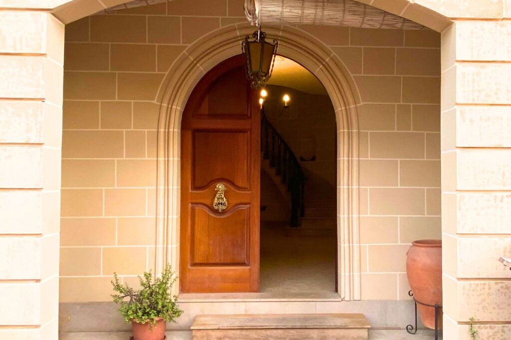 Kappara-duplex-maisonette-Christies