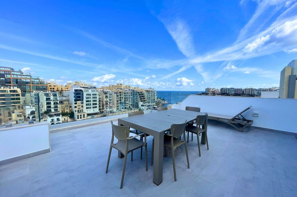 St.Julians-Penthouse-For-Rent-Christies