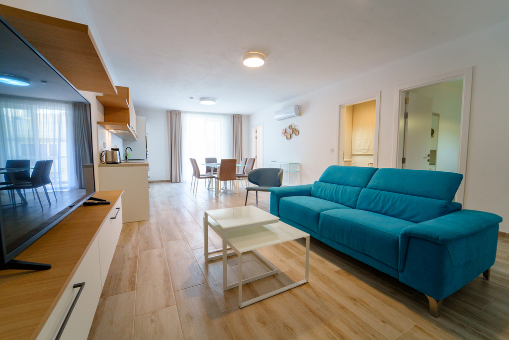 Ibragg-rent-in-malta-christies-malta
