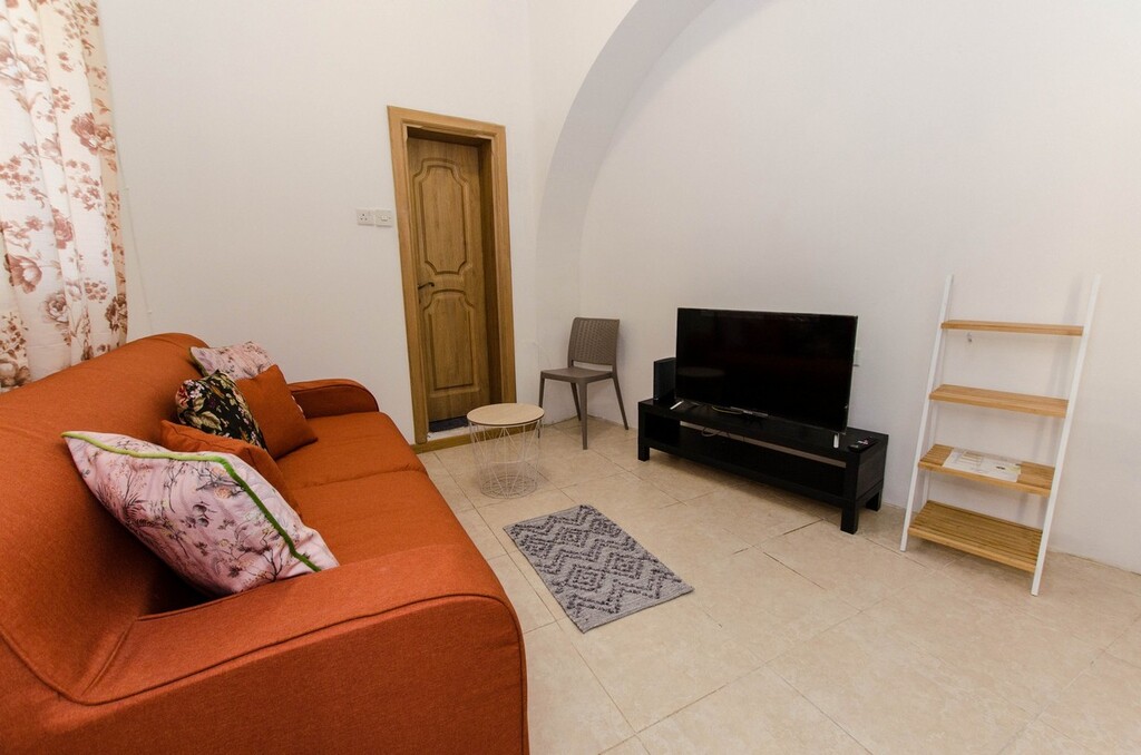 Cospicua-townhouse-to-let-cultural-sites-christie's-malta
