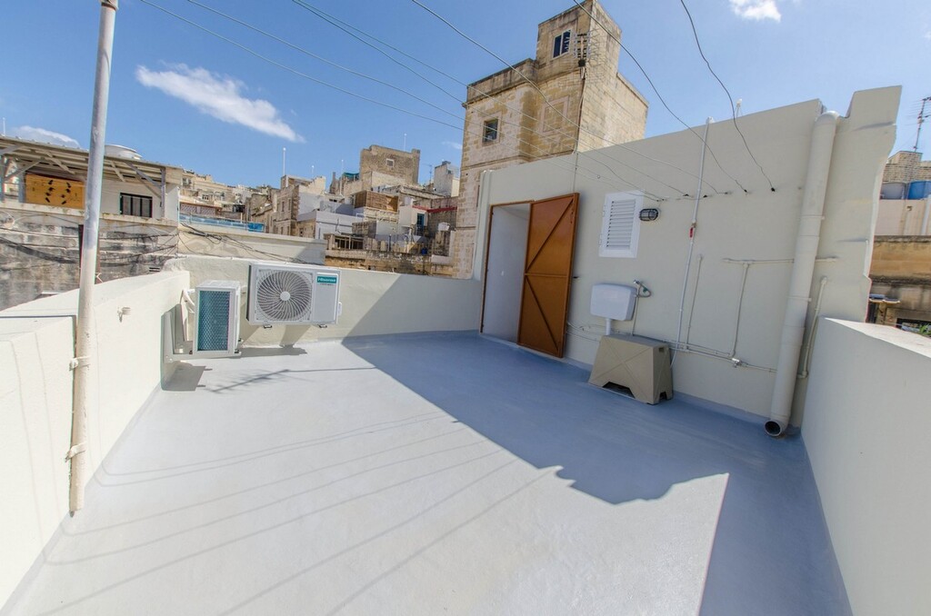 Cospicua (Bormla) Furnished Town House's Image 5