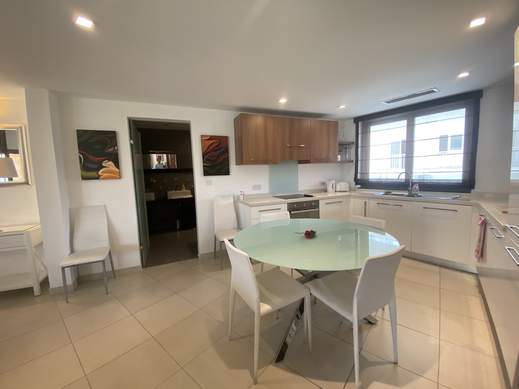 St.Julians-apartment-to-let-safe-location-christie's-malta