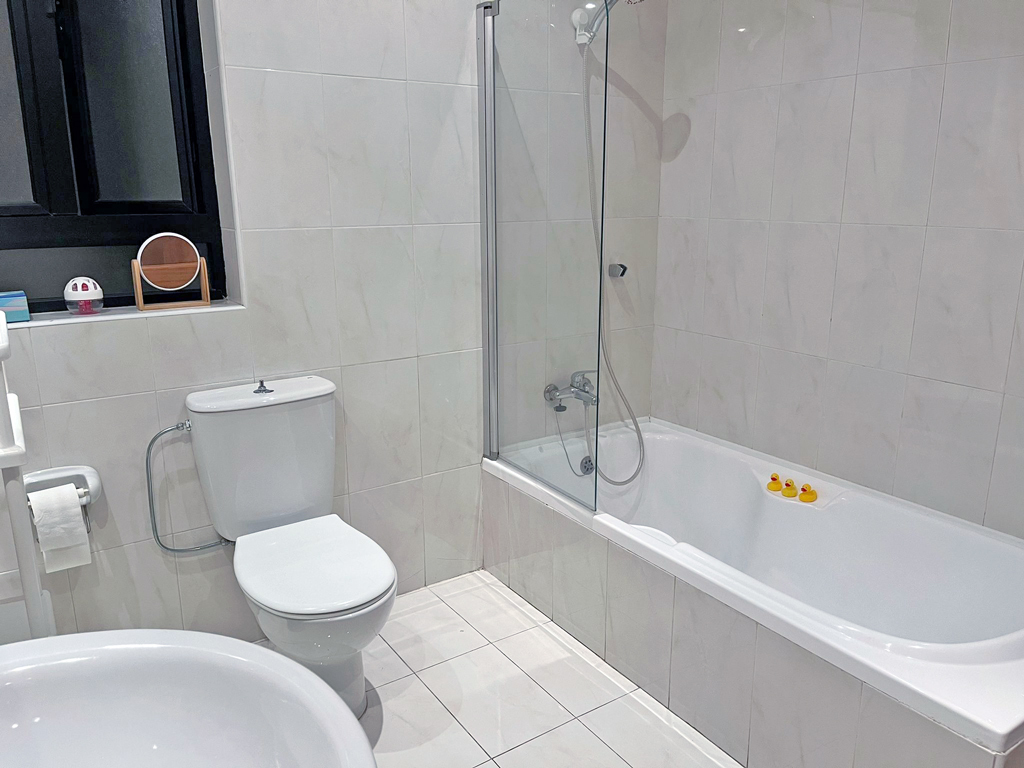 Sliema Furnished Apartment's Image 4