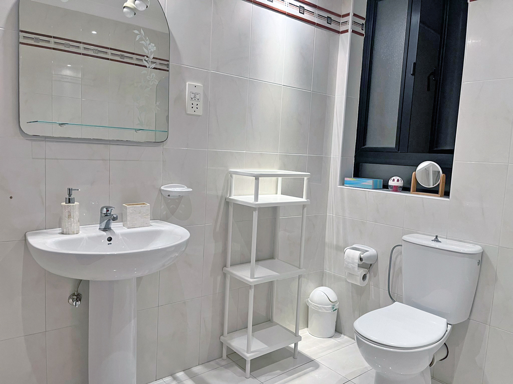 Sliema Furnished Apartment's Image 5