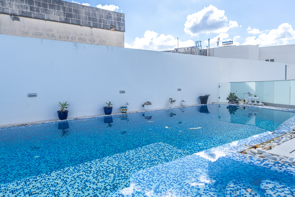 Madliena Finished Semi-detached Villa's Image 5
