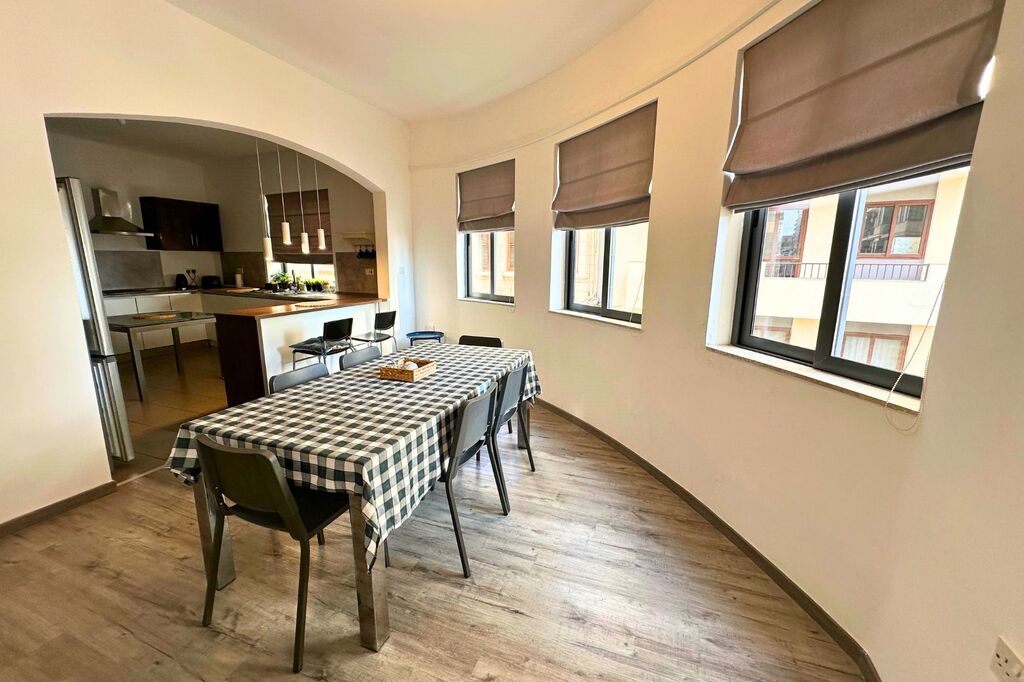 Sliema Furnished Apartment's Image 3