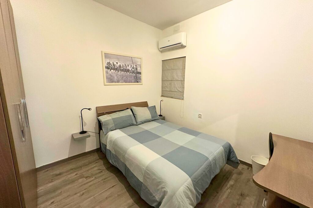 Sliema Furnished Apartment's Image 6