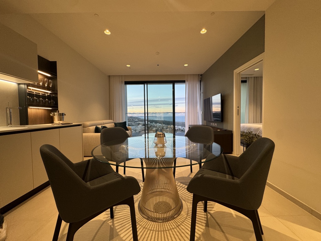 Mercury-Towers-Furnished-One-Bedroom-Apartment-To-Let-Christies