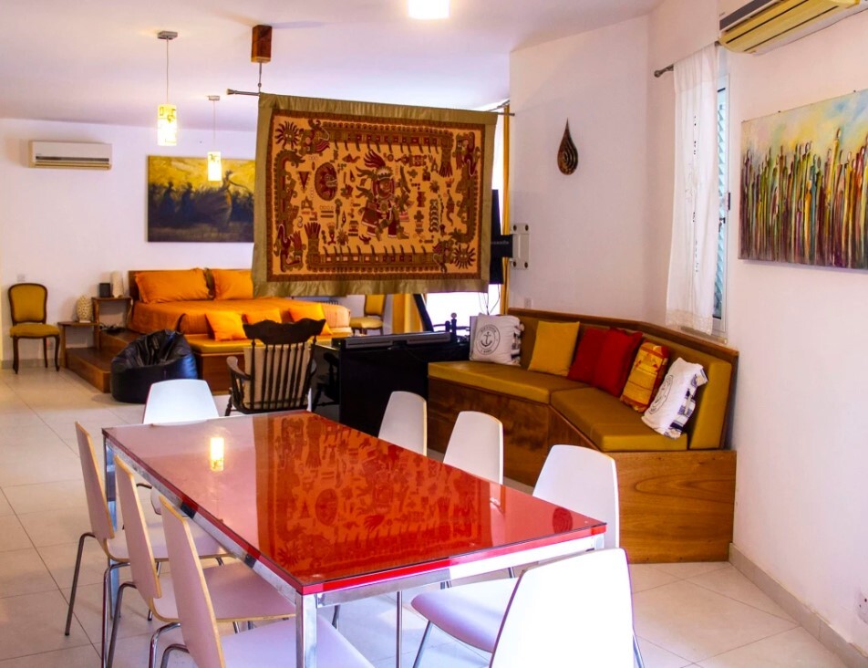 St.Julians-villa-to-let-sunny-climate-christe's-malta