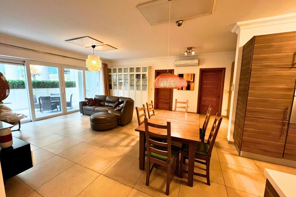 Sliema-apartment-to-let-15-christie's-malta