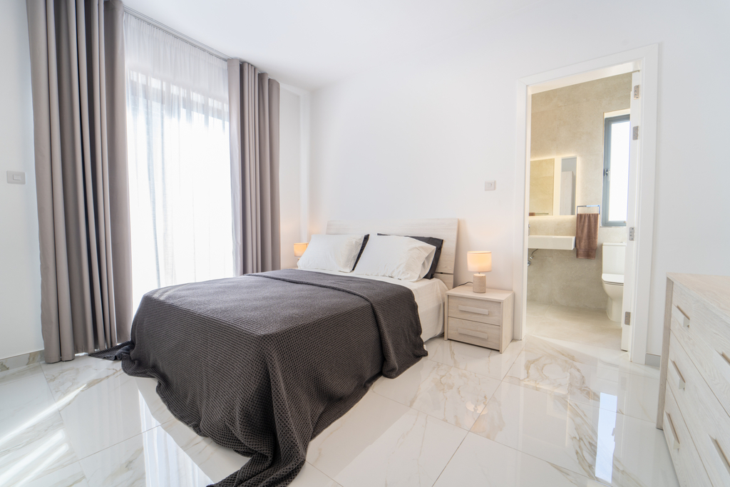 Sliema Seafront Apartment's Image 3