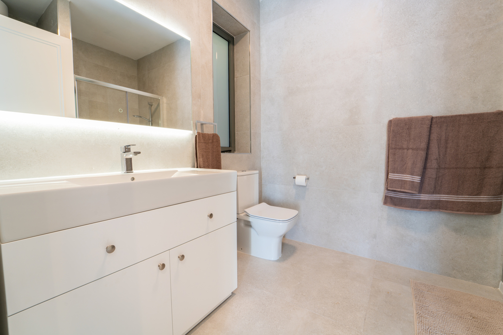 Sliema Seafront Apartment's Image 6