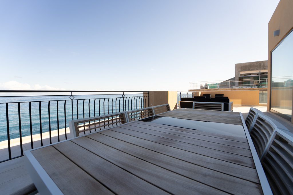 Sliema Seafront Penthouse's Image 3