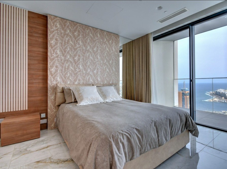 Mercury Towers Lifestyle Apartment's Image 4