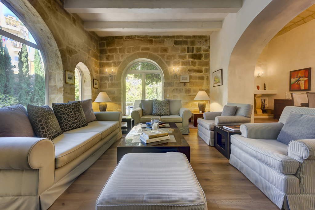 Balzan-luxury-property-for-sale-christies-malta