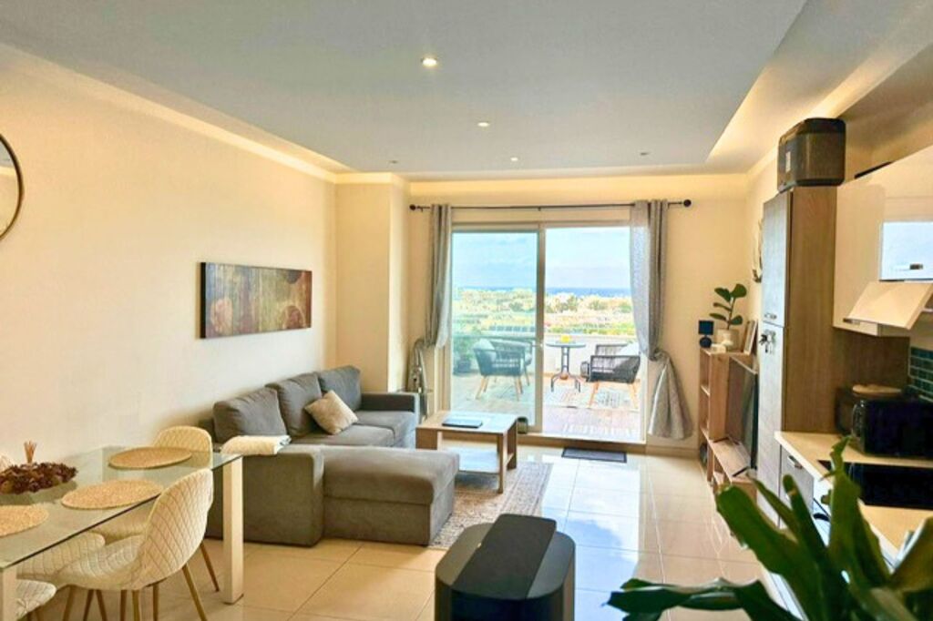 Swieqi-two-bedroom-apartment-for-rent-Christies