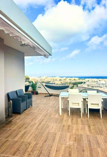 Swieqi Furnished Penthouse's Image 8