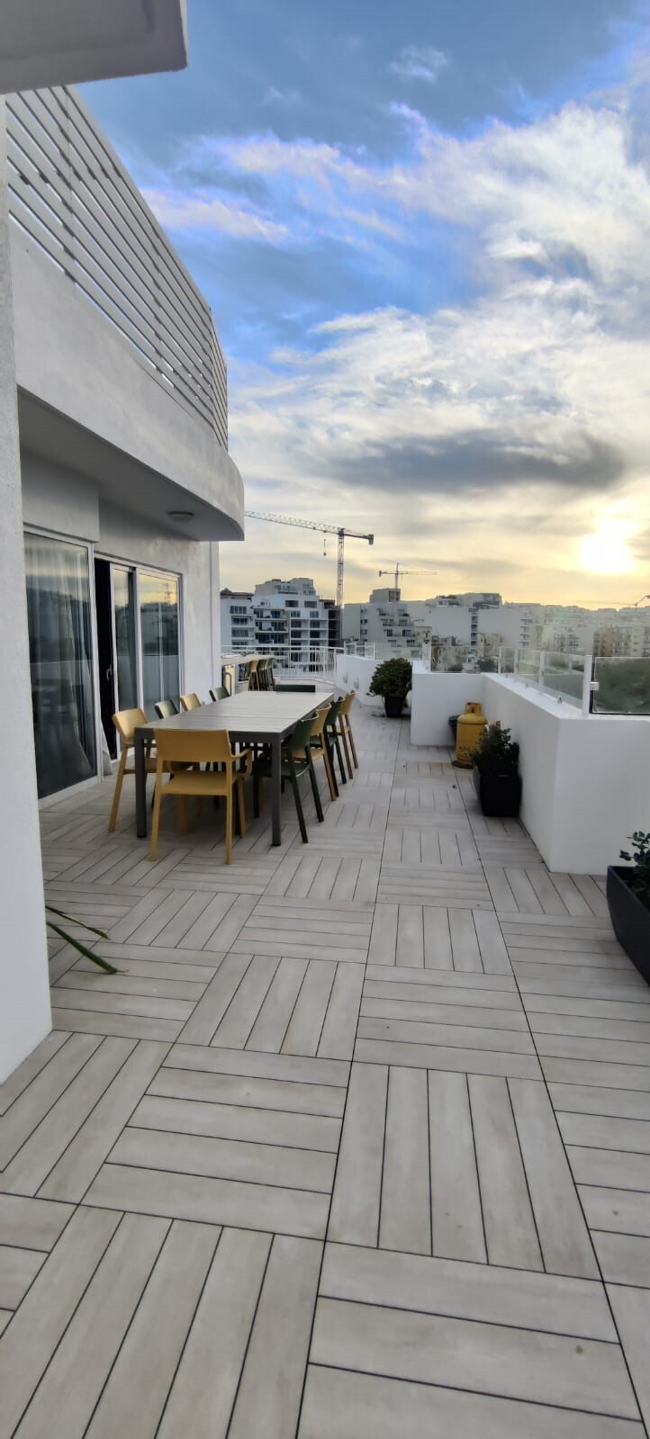 St Julians Furnished Penthouse's Image 8