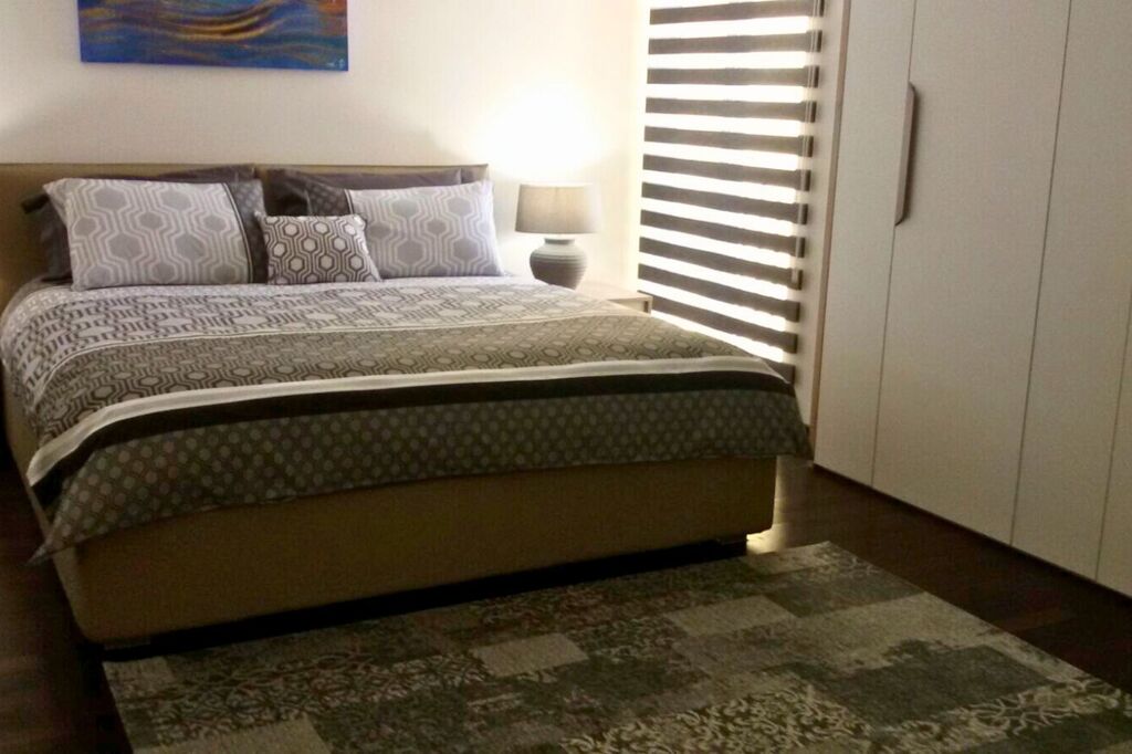 Portomaso-Modern-One-Bedroom-Apartment-For-Rent-Christies