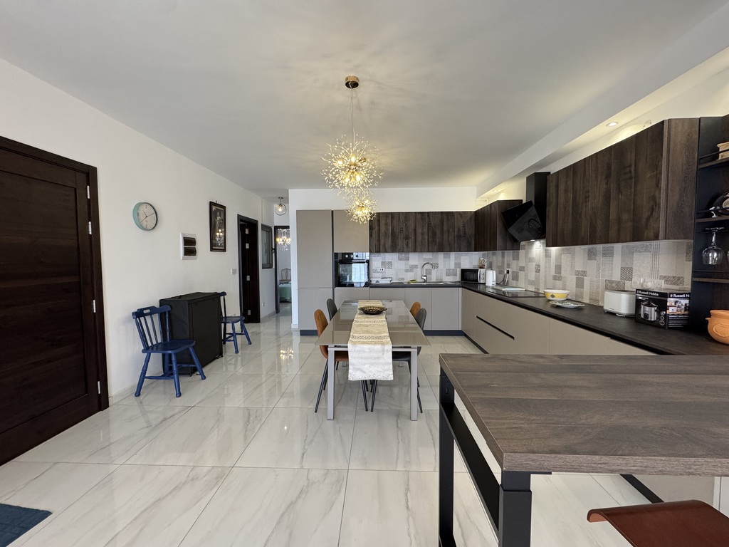 Pembroke-apartment-to-let-maltese-weather-christie's-malta