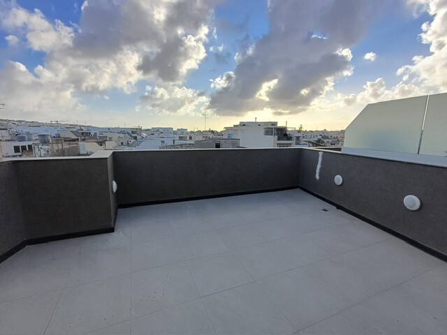 Mosta Furnished Penthouse's Image 10