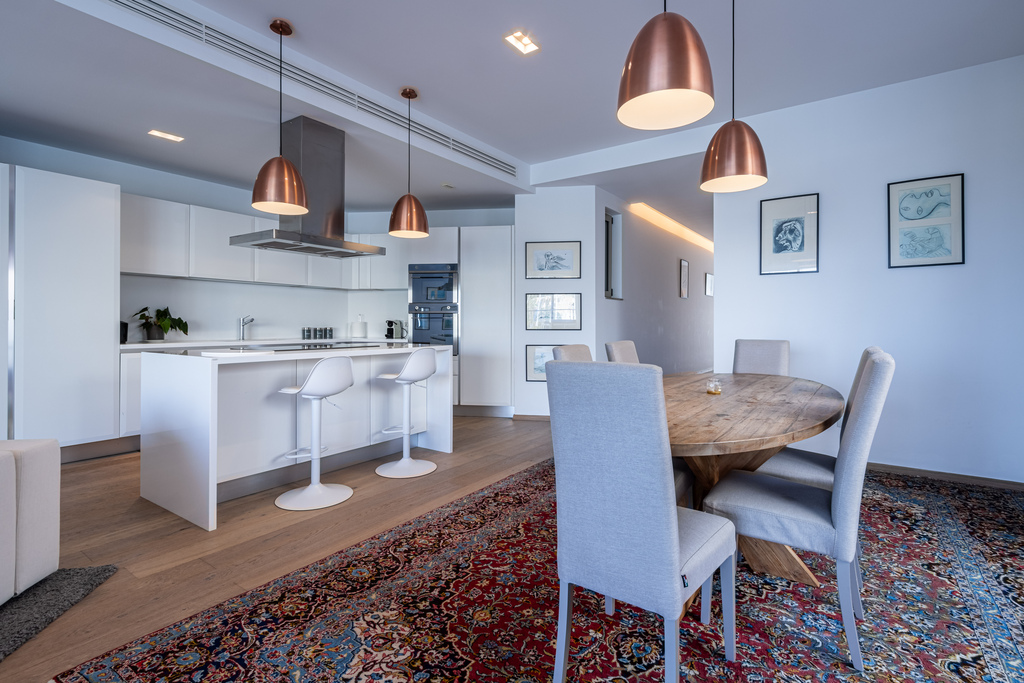 Laguna Penthouse's Image 5