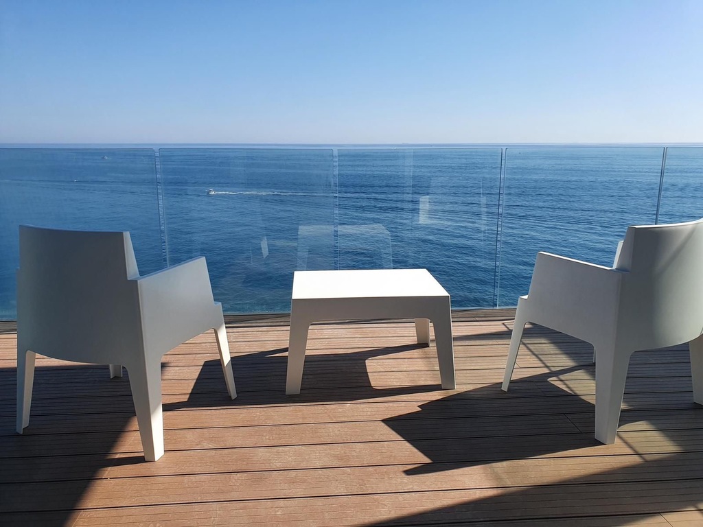 Sliema-penthouse-to-let-property-with-terrace-christie's-malta
