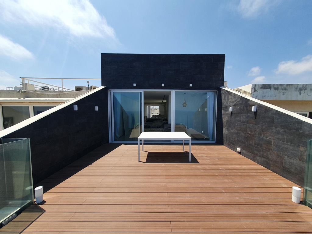 Sliema-penthouse-to-let-property-with-views-christie's-malta