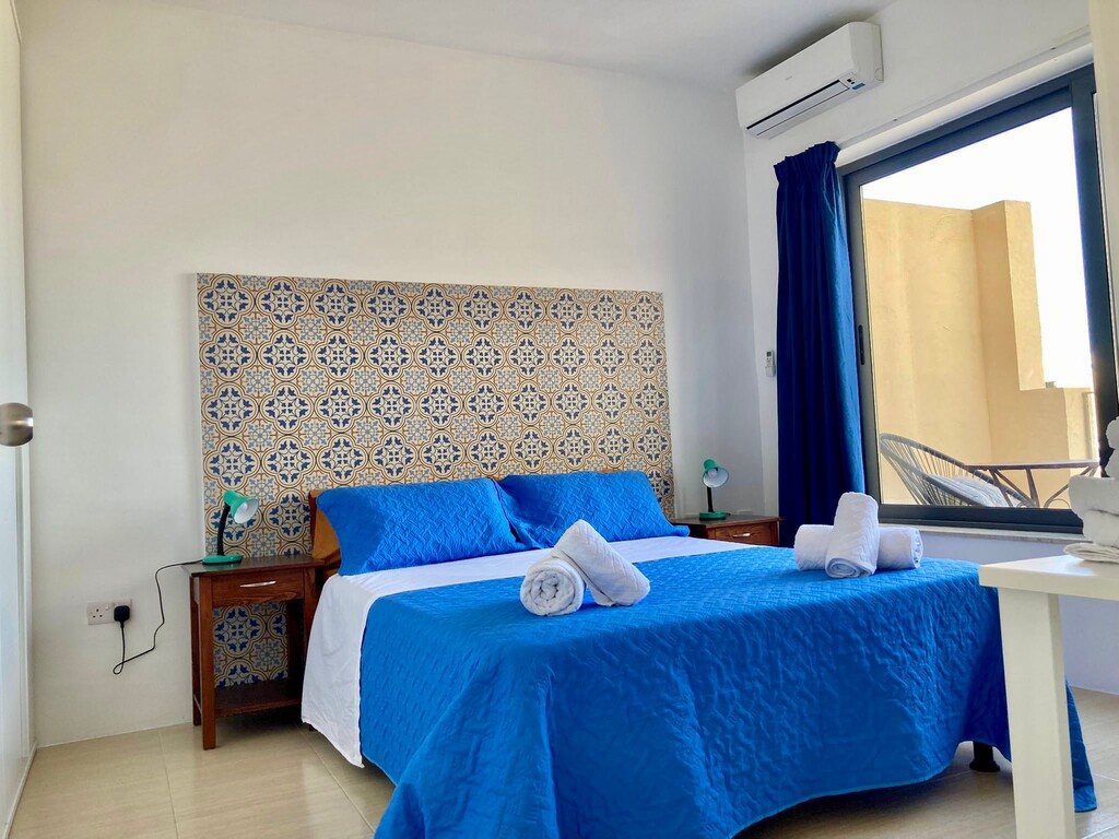 St Julian's  Penthouse's Image 3