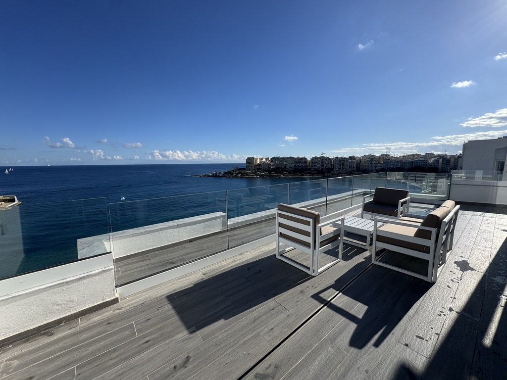 St.Julians-penthouse-rent-in-malta-christies-malta