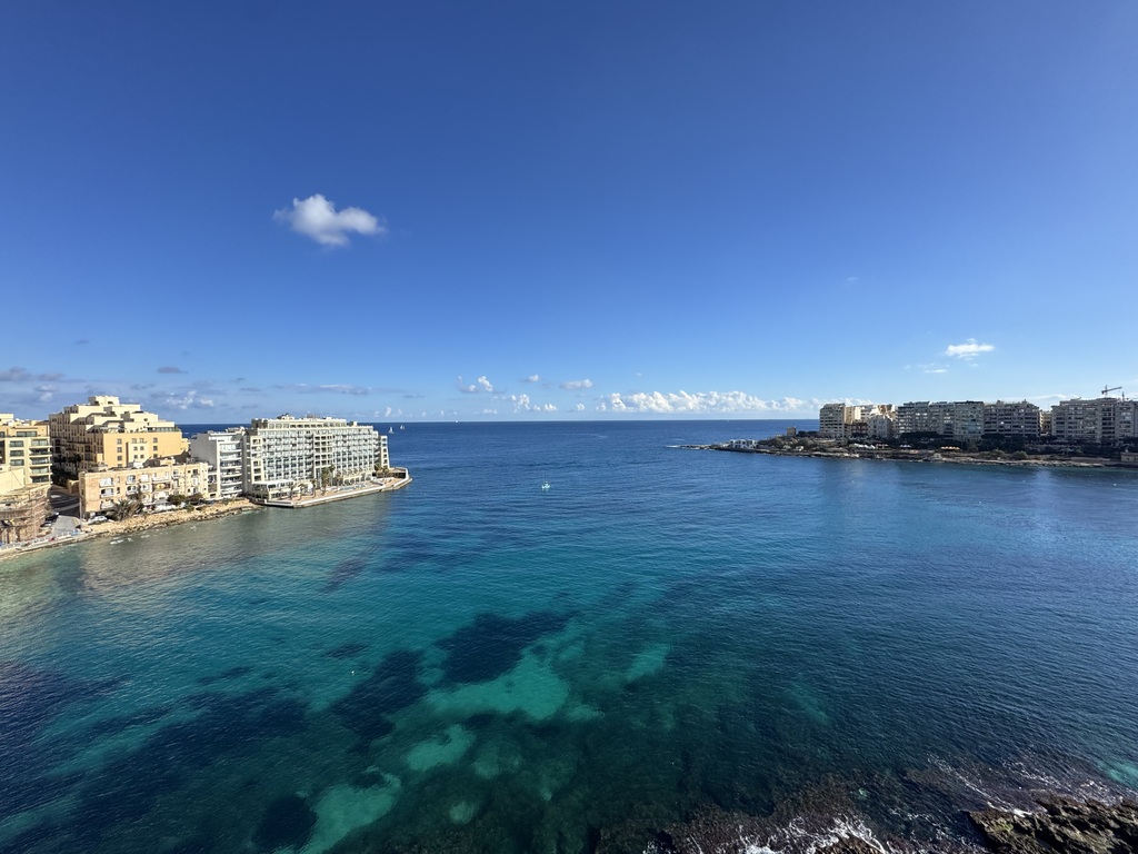 St.Julians-penthouse-to-let-luxury-penthouse-christies-malta