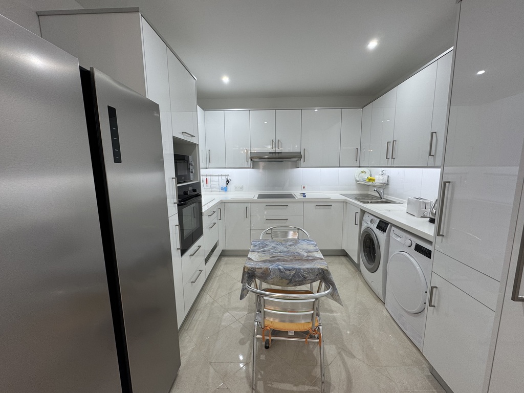 St Julians Furnished Apartment's Image 4