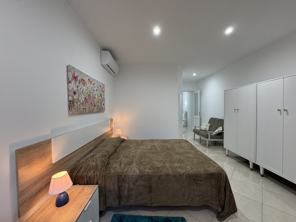 St Julians Furnished Apartment's Image 8