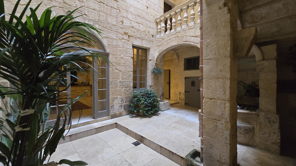 Valletta Converted Palazzino's Image 9