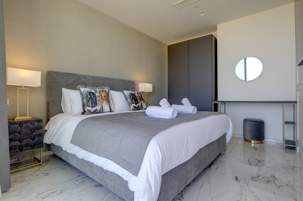 Mercury Towers Lifestyle  Apartment's Image 9