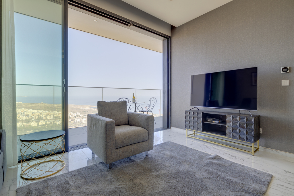 Mercury-towers-luxury-apartment-christies-malta