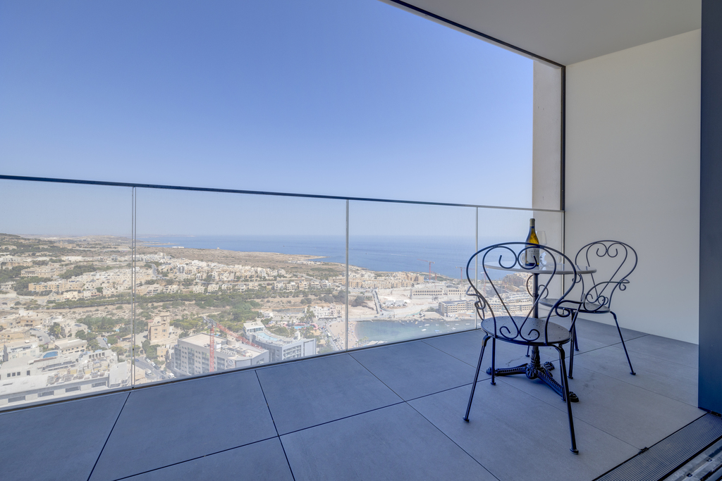 Mercury Towers Lifestyle  Apartment's Image 6