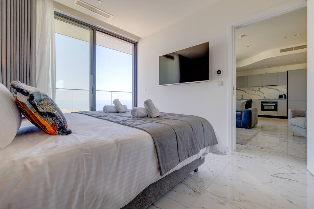 Mercury Towers Lifestyle  Apartment's Image 7